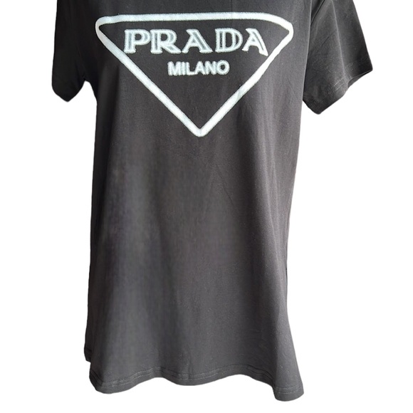 🔺Prada-Milano Woman T-Shirt 🔺 - Picture 3 of 9